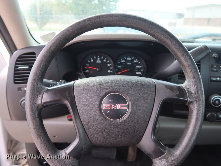 image for item FE9746 2009 GMC Sierra 1500 pickup truck