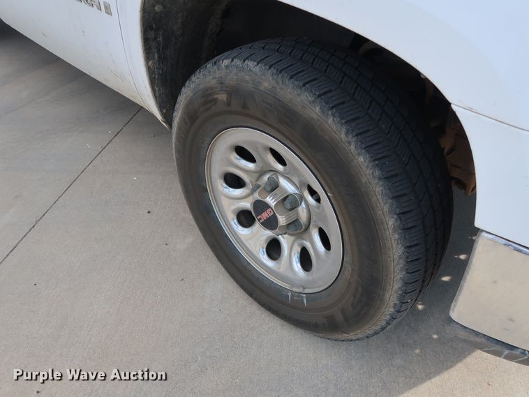 image for item FE9746 2009 GMC Sierra 1500 pickup truck