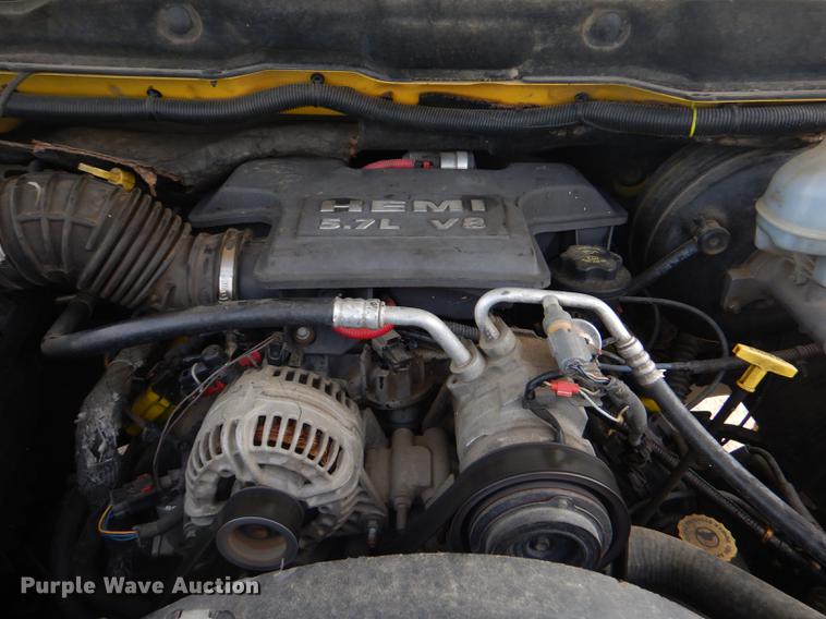 image for item FH9415 2005 Dodge Ram 1500 Rumble Bee pickup truck