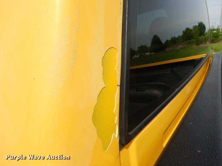 image for item FH9415 2005 Dodge Ram 1500 Rumble Bee pickup truck