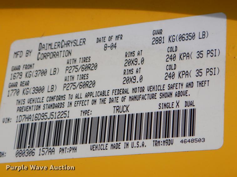 image for item FH9415 2005 Dodge Ram 1500 Rumble Bee pickup truck