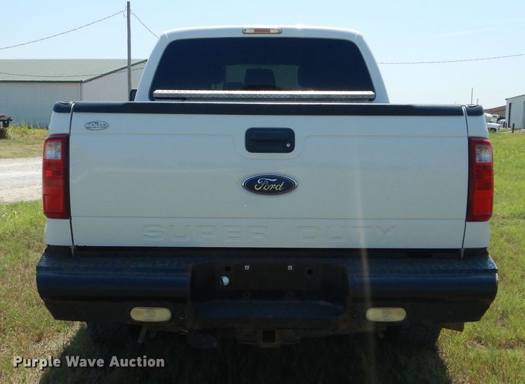 image for item FI9838 2013 Ford F250 Super Duty XLT Crew Cab pickup truck