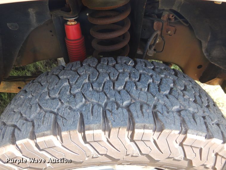 image for item FI9838 2013 Ford F250 Super Duty XLT Crew Cab pickup truck