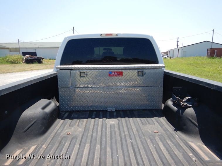 image for item FI9838 2013 Ford F250 Super Duty XLT Crew Cab pickup truck