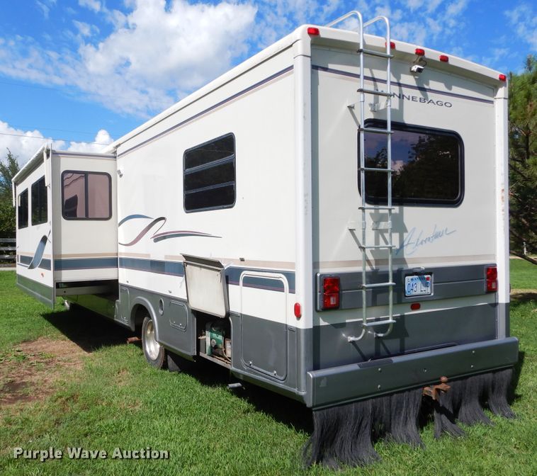 image for item FI9998 1996 Chevrolet P30 Winnebago RV