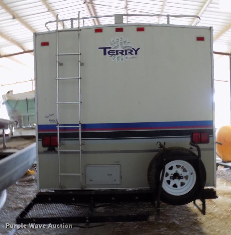 image for item FJ9295 1997 Fleetwood camper