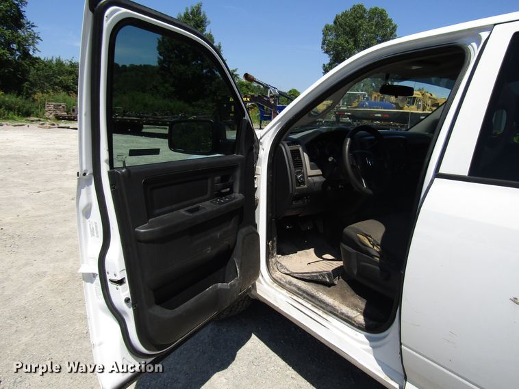 image for item FJ9702 2012 Dodge Ram 1500 Quad Cab pickup truck