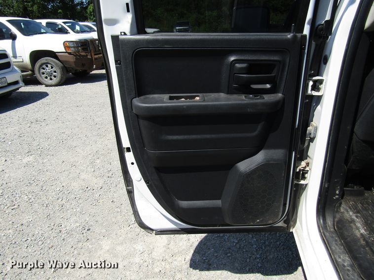 image for item FJ9702 2012 Dodge Ram 1500 Quad Cab pickup truck