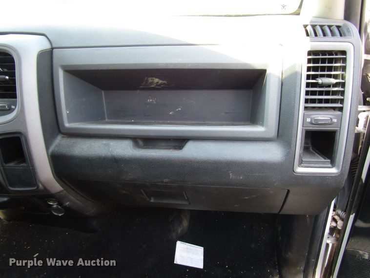 image for item FJ9703 2014 Dodge Ram 1500 Crew Cab pickup truck