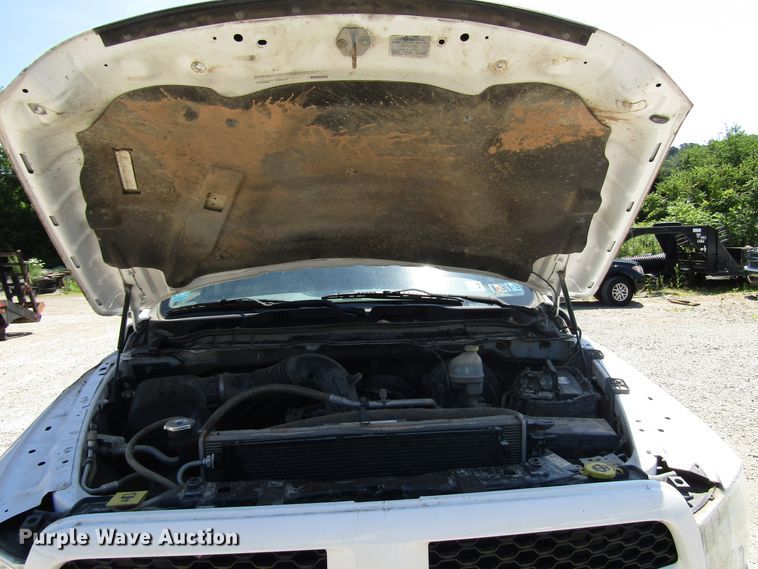 image for item FJ9703 2014 Dodge Ram 1500 Crew Cab pickup truck