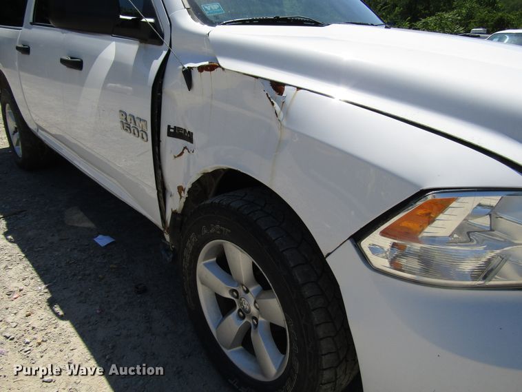 image for item FJ9703 2014 Dodge Ram 1500 Crew Cab pickup truck