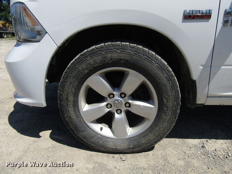 image for item FJ9703 2014 Dodge Ram 1500 Crew Cab pickup truck