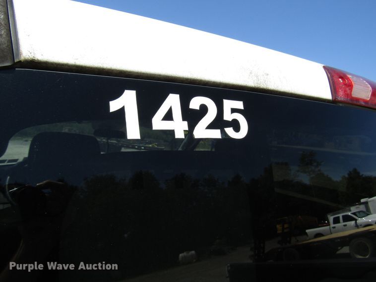 image for item FJ9703 2014 Dodge Ram 1500 Crew Cab pickup truck