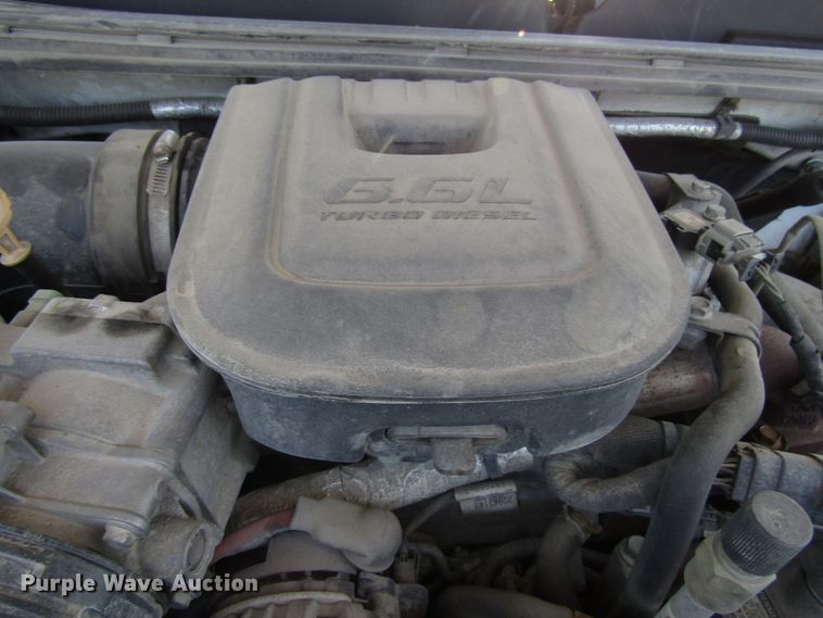 image for item FJ9705 2012 Chevrolet Silverado 2500HD Crew Cab pickup truck