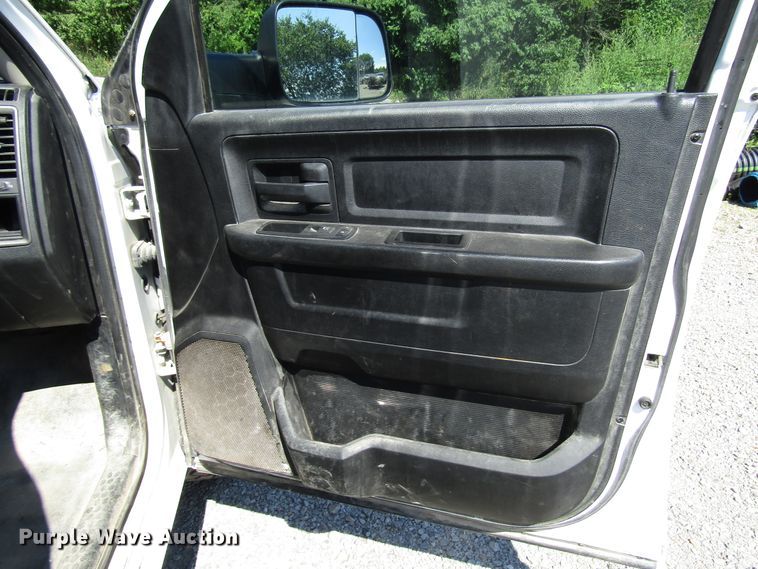 image for item FJ9715 2013 Dodge Ram 1500 Quad Cab pickup truck