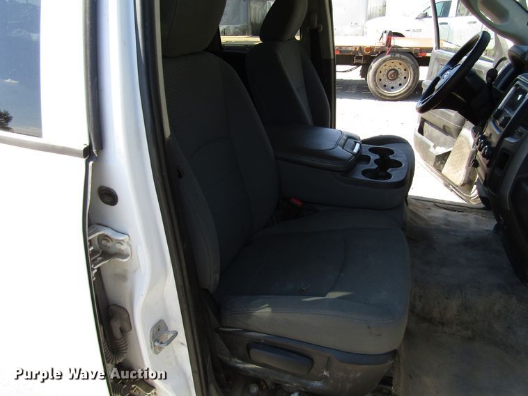 image for item FJ9715 2013 Dodge Ram 1500 Quad Cab pickup truck