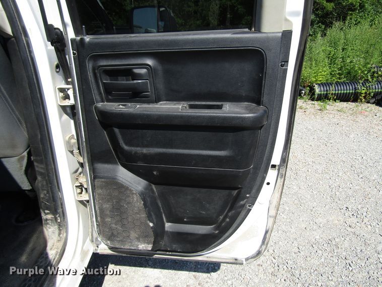 image for item FJ9715 2013 Dodge Ram 1500 Quad Cab pickup truck