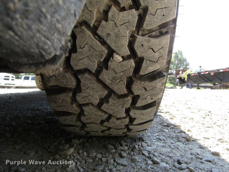 image for item FJ9715 2013 Dodge Ram 1500 Quad Cab pickup truck