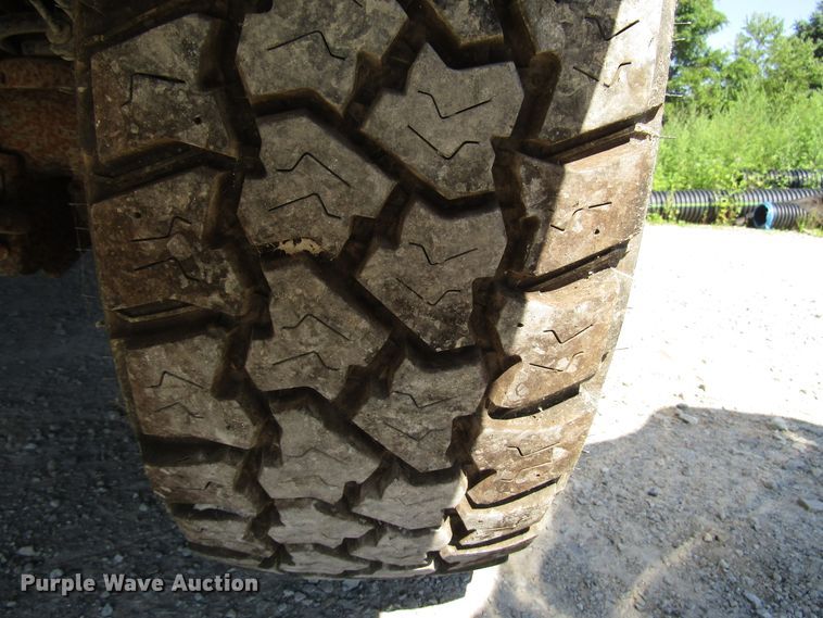 image for item FJ9715 2013 Dodge Ram 1500 Quad Cab pickup truck