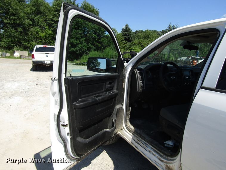 image for item FJ9716 2014 Dodge Ram 1500 Quad Cab pickup truck