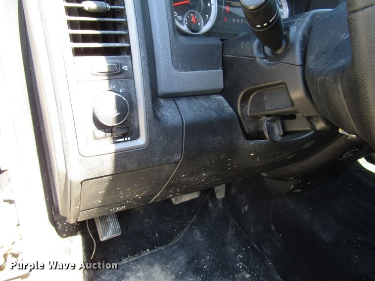 image for item FJ9716 2014 Dodge Ram 1500 Quad Cab pickup truck