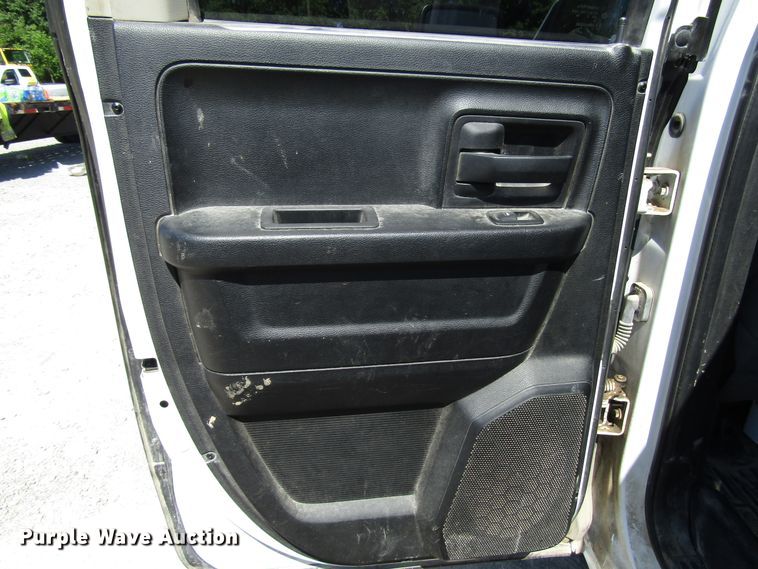 image for item FJ9716 2014 Dodge Ram 1500 Quad Cab pickup truck