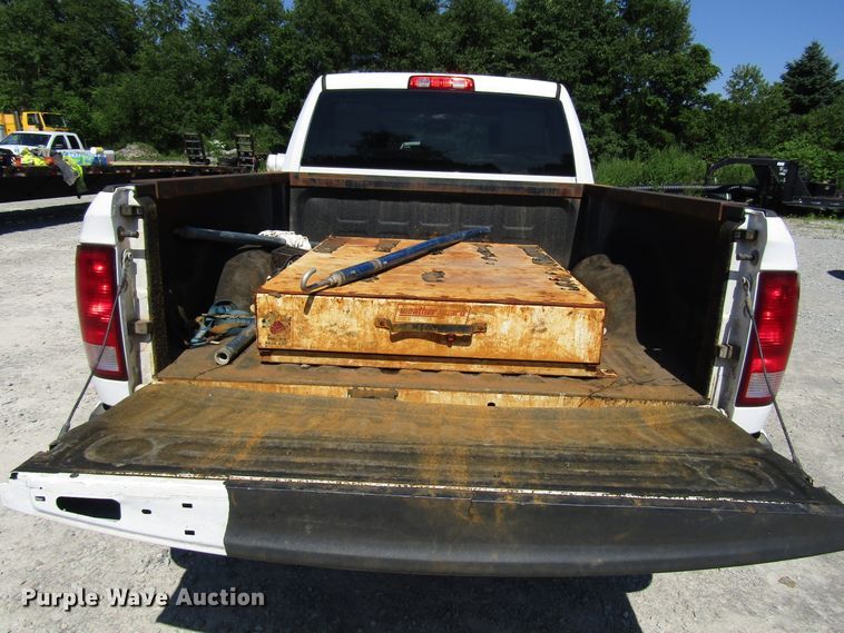 image for item FJ9716 2014 Dodge Ram 1500 Quad Cab pickup truck