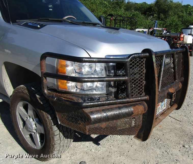 image for item FJ9720 2012 Chevrolet Silverado 2500HD Crew Cab pickup truck