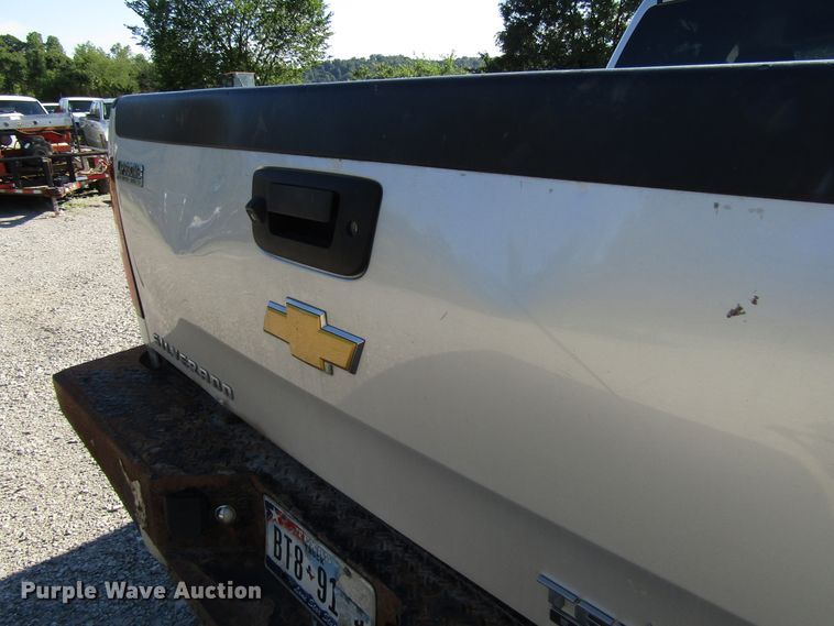 image for item FJ9720 2012 Chevrolet Silverado 2500HD Crew Cab pickup truck