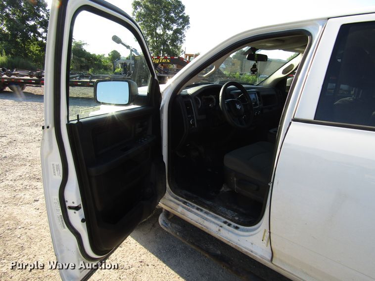 image for item FJ9723 2013 Dodge Ram 1500 Quad Cab pickup truck