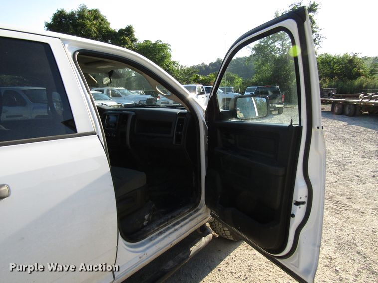 image for item FJ9723 2013 Dodge Ram 1500 Quad Cab pickup truck