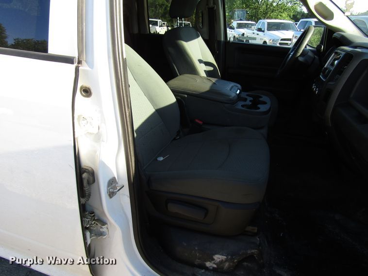 image for item FJ9723 2013 Dodge Ram 1500 Quad Cab pickup truck