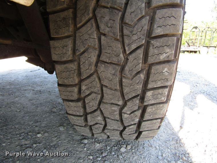 image for item FJ9723 2013 Dodge Ram 1500 Quad Cab pickup truck