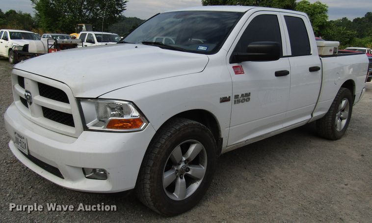 image for item FJ9725 2013 Dodge Ram 1500 Quad Cab pickup truck