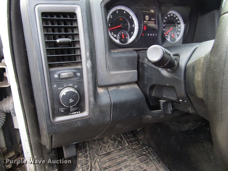 image for item FJ9725 2013 Dodge Ram 1500 Quad Cab pickup truck