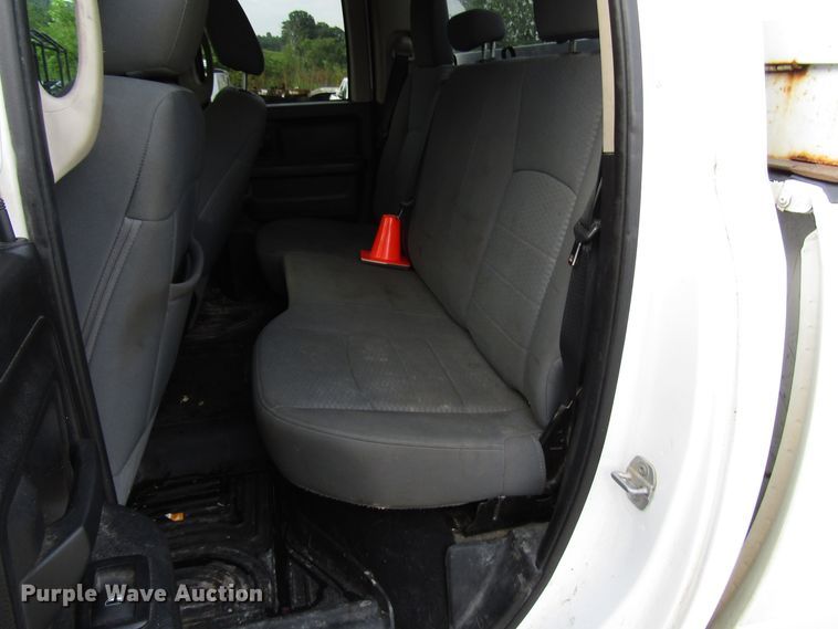 image for item FJ9725 2013 Dodge Ram 1500 Quad Cab pickup truck