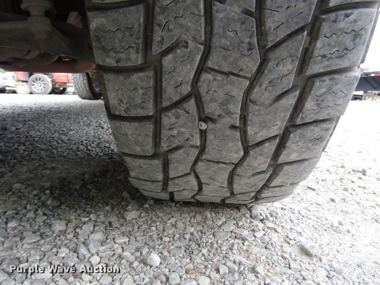 image for item FJ9725 2013 Dodge Ram 1500 Quad Cab pickup truck