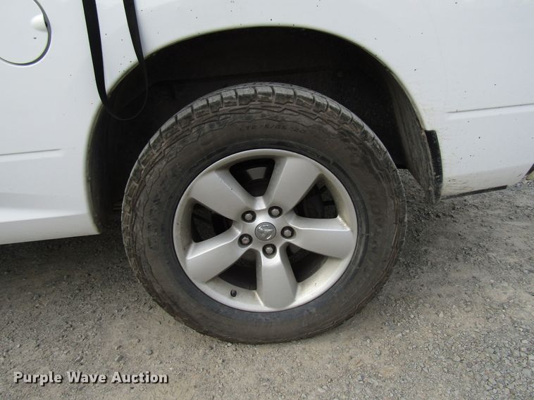 image for item FJ9725 2013 Dodge Ram 1500 Quad Cab pickup truck