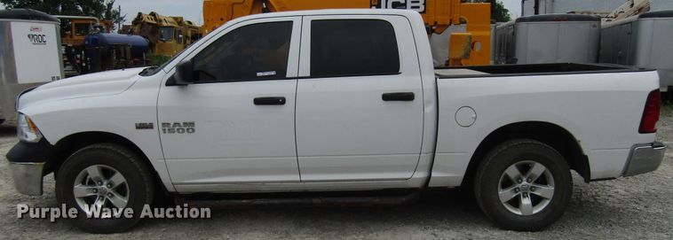 image for item FJ9733 2014 Dodge Ram 1500 Crew Cab pickup truck