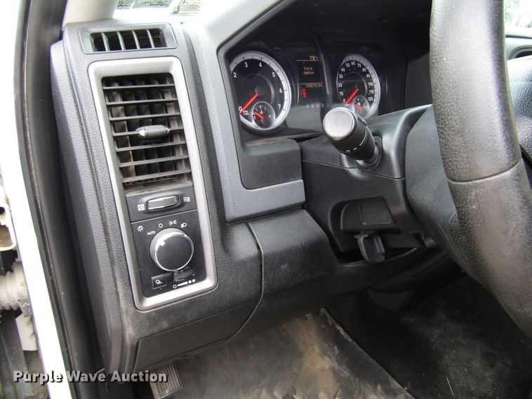 image for item FJ9733 2014 Dodge Ram 1500 Crew Cab pickup truck