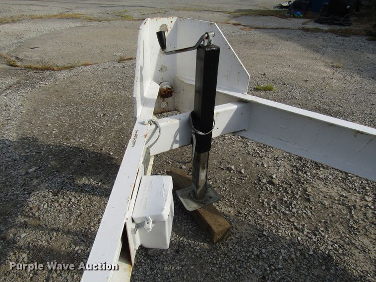 image for item FJ9749 2000 Kiefer Built reel trailer