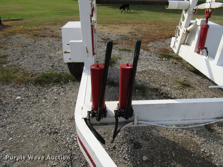 image for item FJ9749 2000 Kiefer Built reel trailer