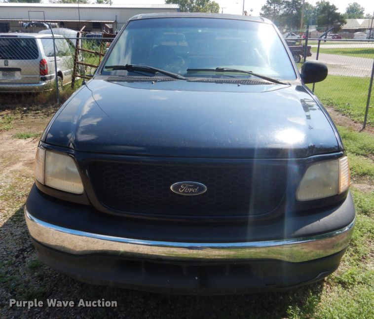 image for item FT9426 2001 Ford F150 SuperCrew pickup truck