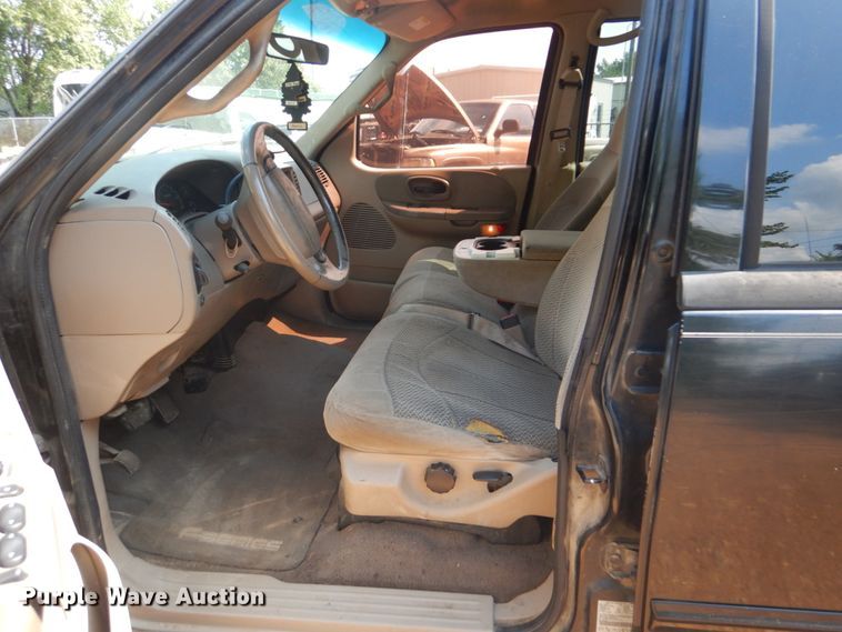 image for item FT9426 2001 Ford F150 SuperCrew pickup truck