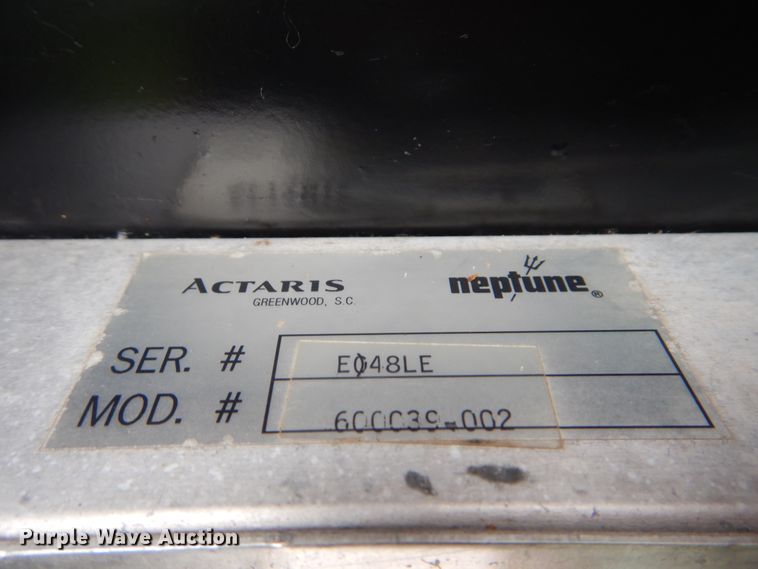 image for item FT9442 2005 Kenworth T300 propane delivery truck