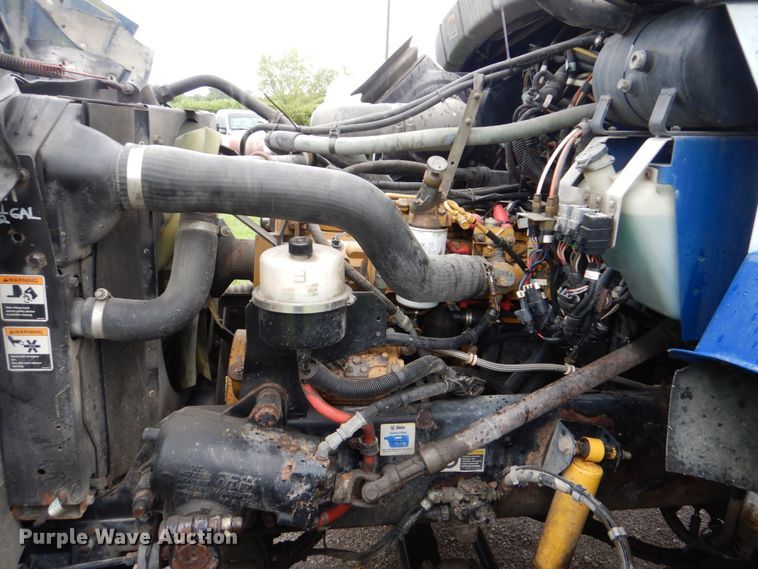 image for item FT9442 2005 Kenworth T300 propane delivery truck