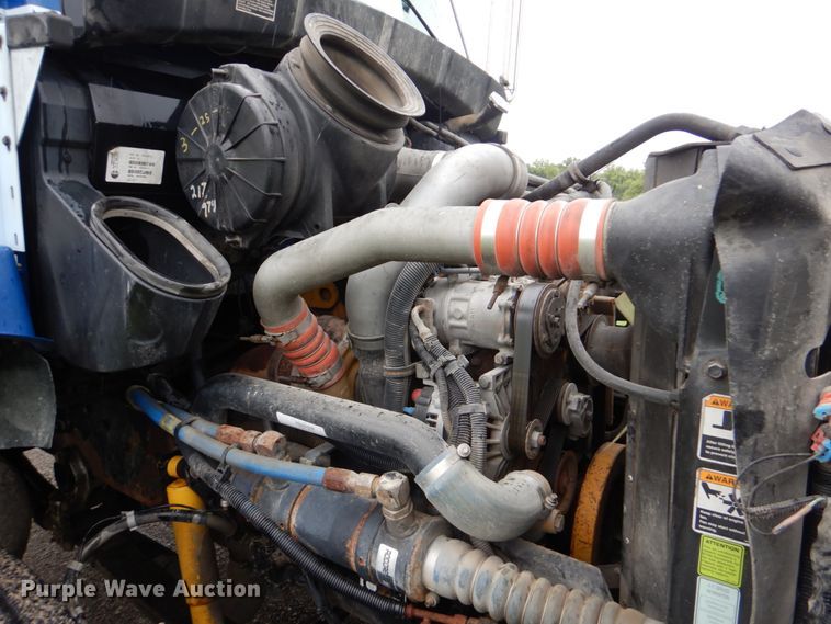 image for item FT9442 2005 Kenworth T300 propane delivery truck