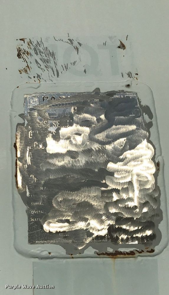 image for item FT9442 2005 Kenworth T300 propane delivery truck