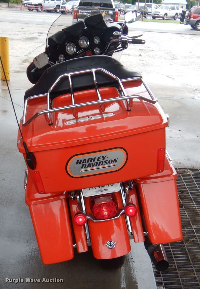 image for item FT9444 2004 Harley Davidson CVO Electra Glide FHLTCSE motorcycle