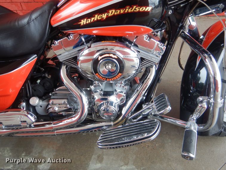 image for item FT9444 2004 Harley Davidson CVO Electra Glide FHLTCSE motorcycle